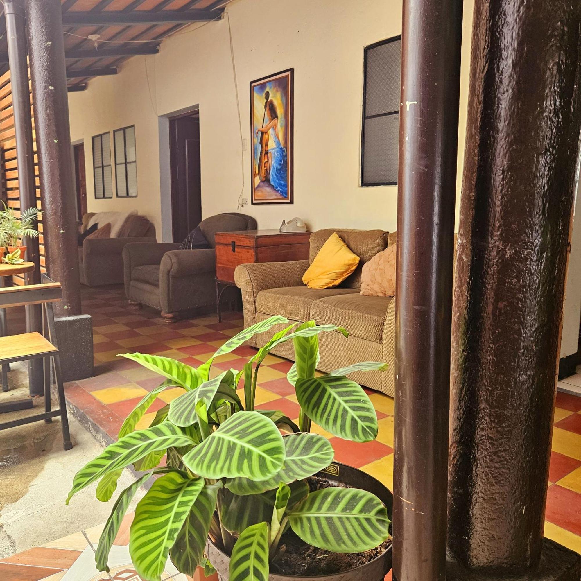 Cermeno'S House Hotel Antigua Buitenkant foto