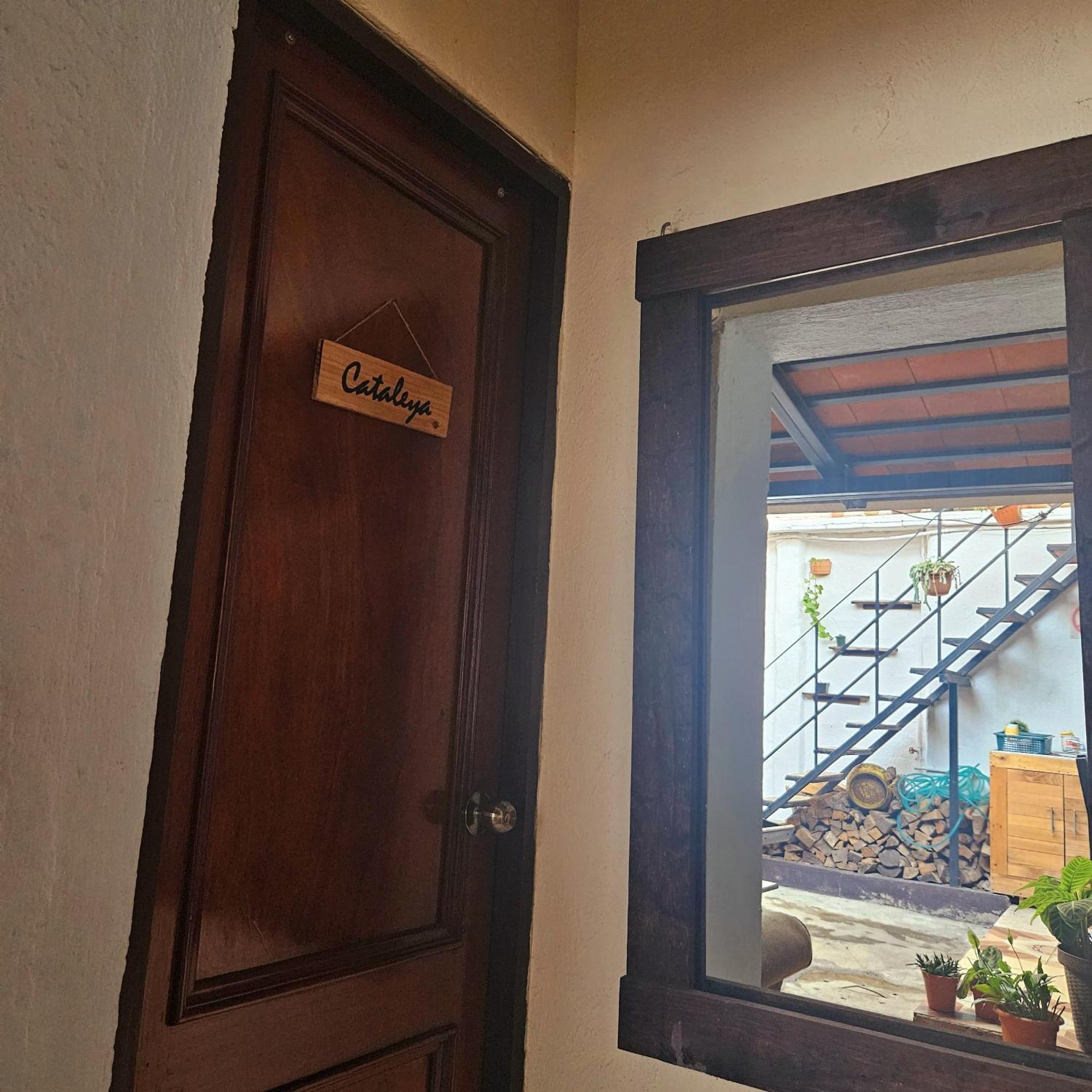Cermeno'S House Hotel Antigua Buitenkant foto